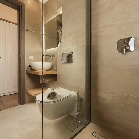 Premium Zakynthos | 3 Bedrooms | Izayoi | Spacious Sun Terrace | Private Pool With Integrated Jacuzzi | Bbq | Kydoni Gaitani