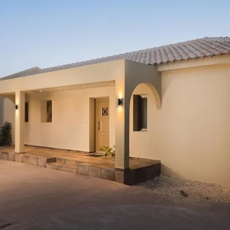 Premium Zakynthos | 3 Bedrooms | Izayoi | Spacious Sun Terrace | Private Pool With Integrated Jacuzzi | Bbq | Kydoni *