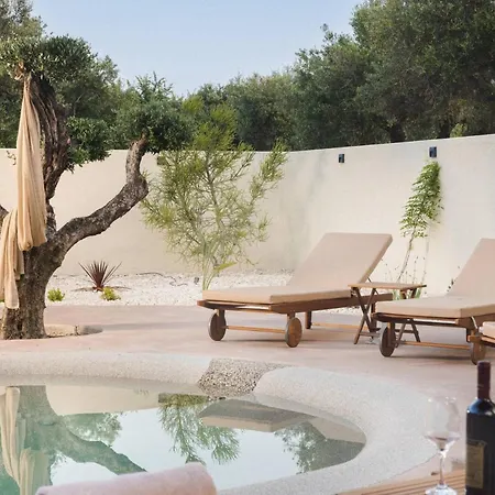 Premium Zakynthos | 3 Bedrooms | Izayoi | Spacious Sun Terrace | Private Pool With Integrated Jacuzzi | Bbq | Kydoni *