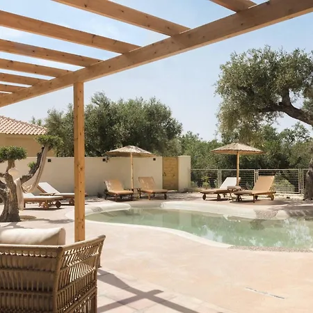 Premium Zakynthos | 3 Bedrooms | Izayoi | Spacious Sun Terrace | Private Pool With Integrated Jacuzzi | Bbq | Kydoni